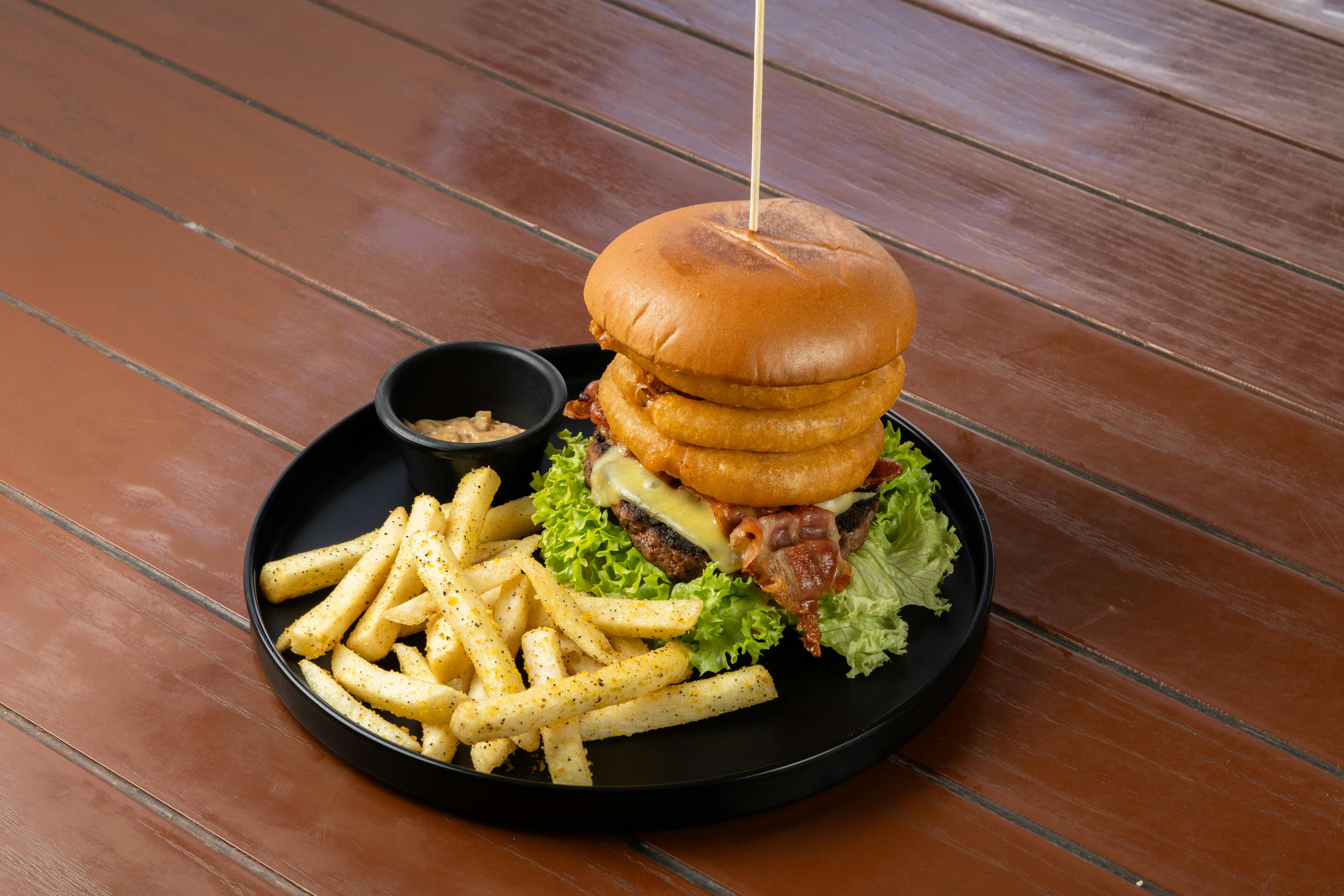 Burger und Pommes Kalorien